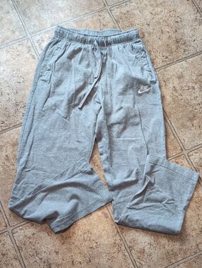 Nike Light Grey Men's Jogger Sweatpants